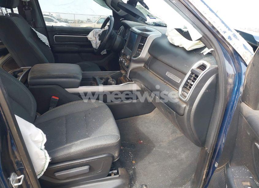 Photo 5 of 2022 Ram 1500 BIG HORN 4X4 5'7 BOX (VIN 1C6SRFFT2NN417124)