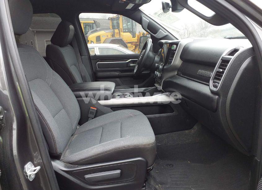 Photo 5 of 2022 Ram 1500 (VIN 1C6SRFFT2NN441679)