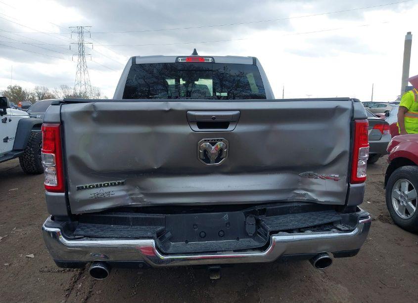 Photo 16 of 2022 Ram 1500 BIG HORN 4X4 5'7 BOX (VIN 1C6SRFFT2NN448695)