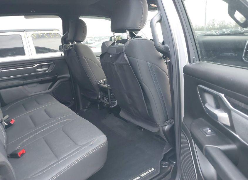 Photo 8 of 2022 Ram 1500 BIG HORN 4X4 5'7 BOX (VIN 1C6SRFFT2NN448695)