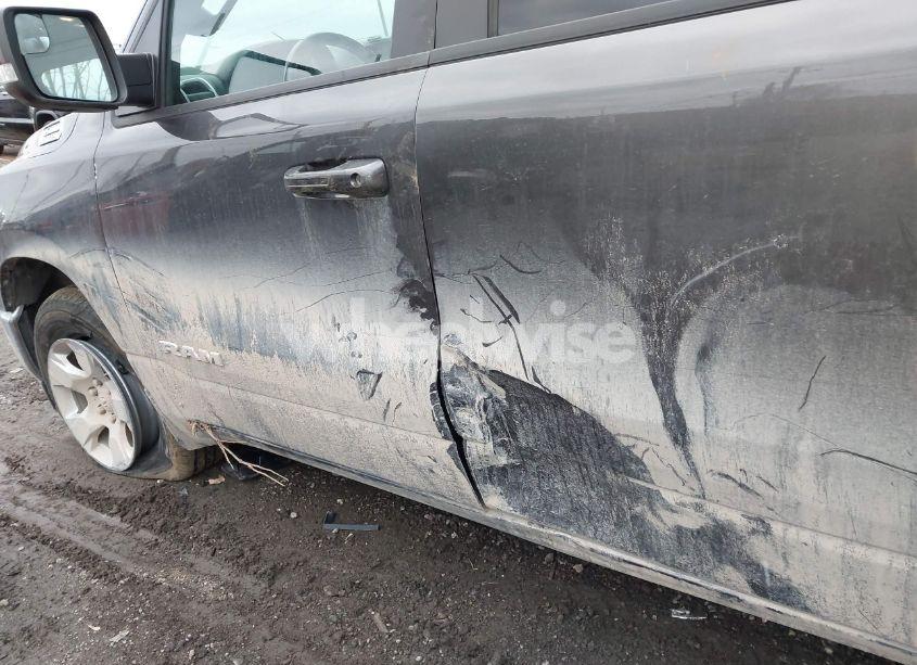 Photo 18 of 2021 Ram 1500 BIG HORN 4X4 5'7 BOX (VIN 1C6SRFFT3MN506618)