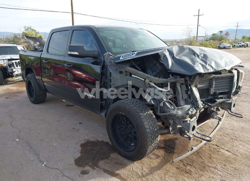 2021 Ram 1500 BIG HORN 4X4 5'7 BOX (VIN 1C6SRFFT3MN634423) main photo