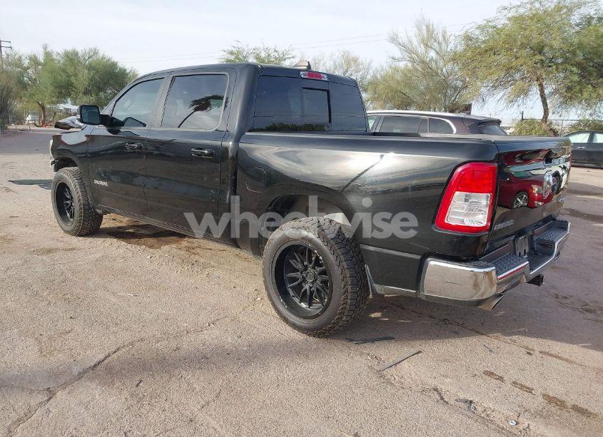 Photo 3 of 2021 Ram 1500 BIG HORN 4X4 5'7 BOX (VIN 1C6SRFFT3MN634423)
