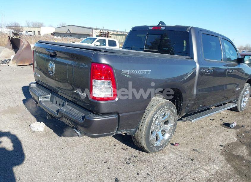Photo 4 of 2022 Ram 1500 BIG HORN 4X4 5'7 BOX (VIN 1C6SRFFT3NN402356)