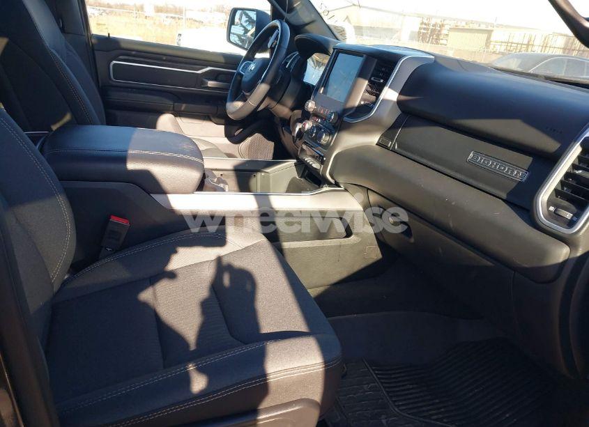 Photo 5 of 2022 Ram 1500 BIG HORN 4X4 5'7 BOX (VIN 1C6SRFFT3NN402356)