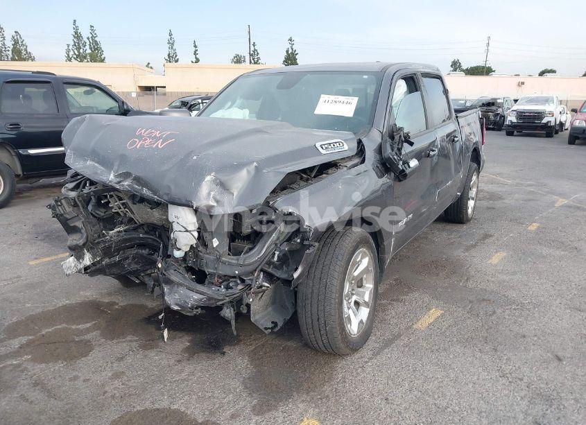 Photo 2 of 2022 Ram 1500 BIG HORN 4X4 5'7 BOX (VIN 1C6SRFFT3NN444638)