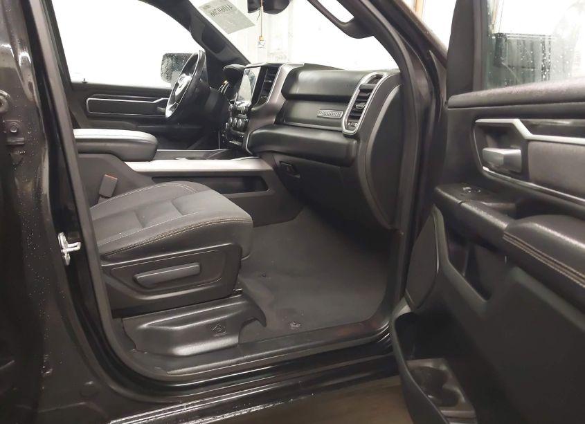 Photo 5 of 2019 Ram 1500 BIG HORN/LONE STAR 4X4 5'7 BOX (VIN 1C6SRFFT4KN514692)