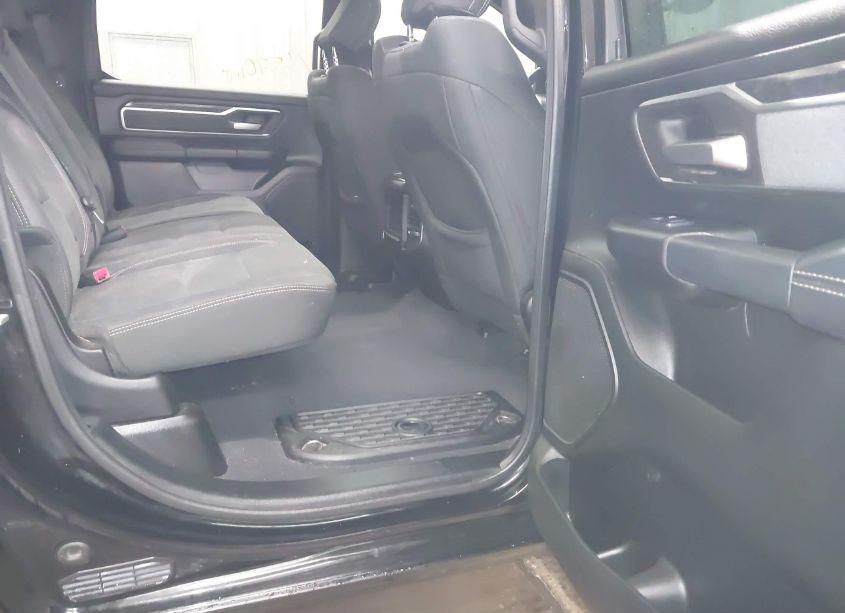 Photo 8 of 2019 Ram 1500 BIG HORN/LONE STAR 4X4 5'7 BOX (VIN 1C6SRFFT4KN514692)