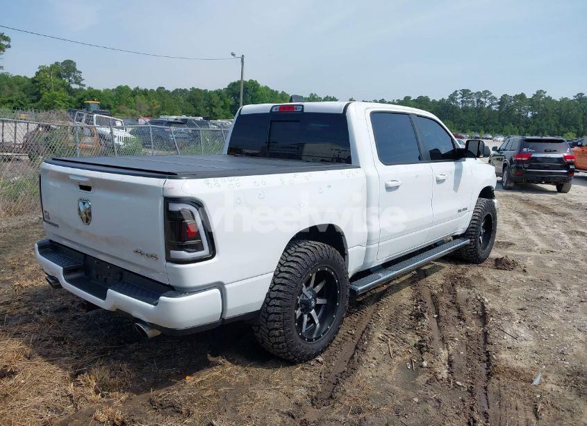 Photo 4 of 2019 Ram 1500 BIG HORN/LONE STAR 4X4 5'7 BOX (VIN 1C6SRFFT4KN649669)