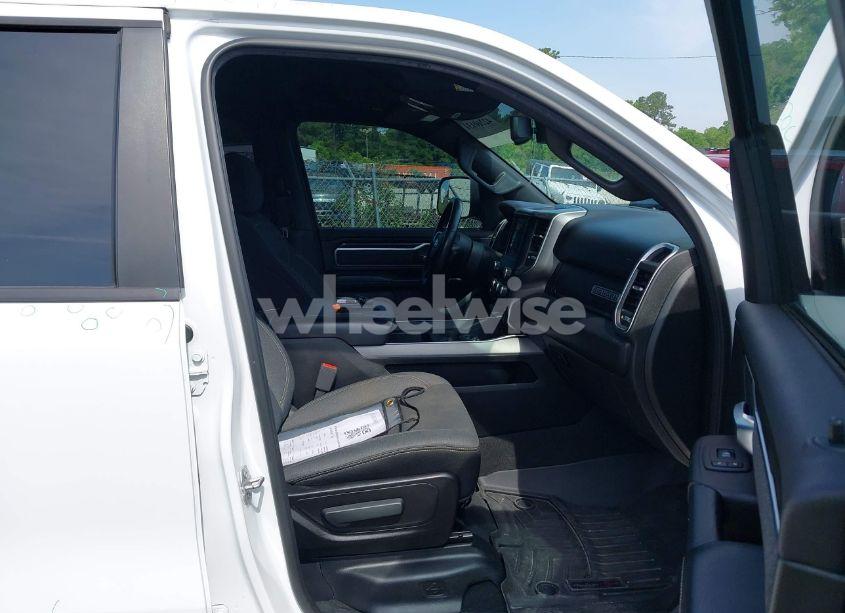 Photo 5 of 2019 Ram 1500 BIG HORN/LONE STAR 4X4 5'7 BOX (VIN 1C6SRFFT4KN649669)