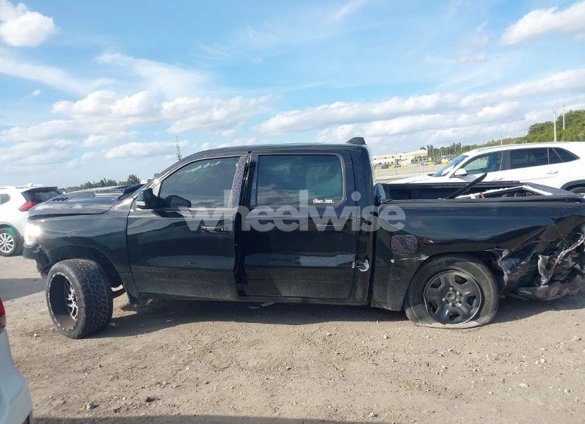 Photo 13 of 2019 Ram 1500 BIG HORN/LONE STAR 4X4 5'7 BOX (VIN 1C6SRFFT4KN681439)