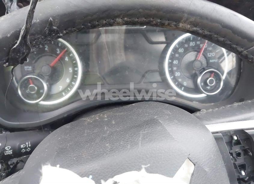 Photo 7 of 2019 Ram 1500 (VIN 1C6SRFFT4KN784926)