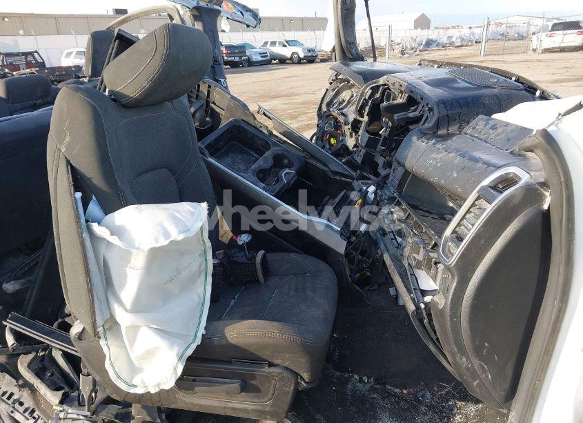 Photo 5 of 2019 Ram 1500 BIG HORN/LONE STAR 4X4 5'7 BOX (VIN 1C6SRFFT4KN892981)