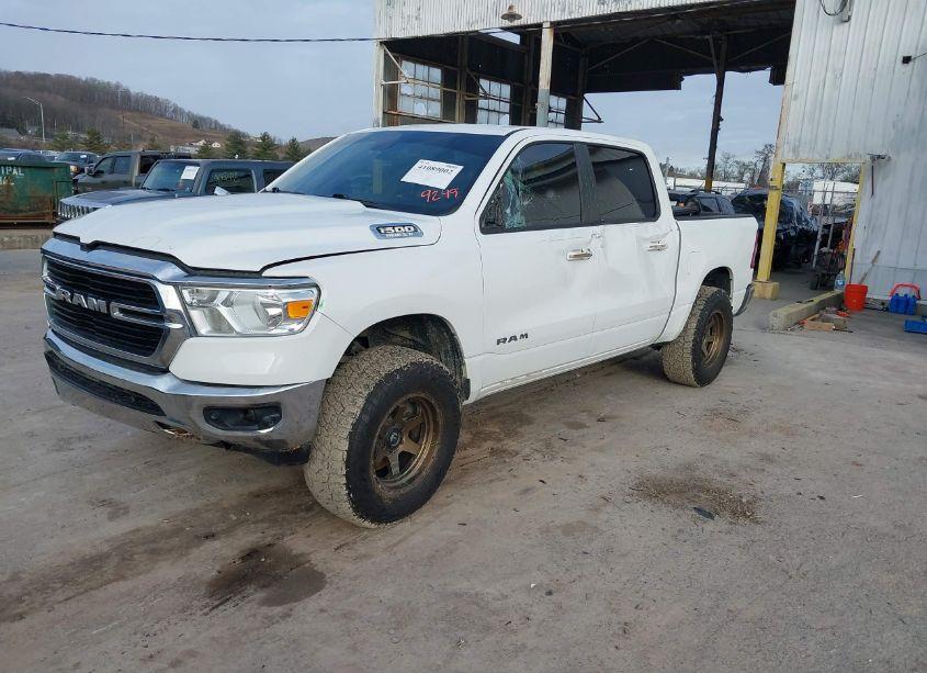 Photo 2 of 2019 Ram 1500 BIG HORN/LONE STAR 4X4 5'7 BOX (VIN 1C6SRFFT5KN669249)