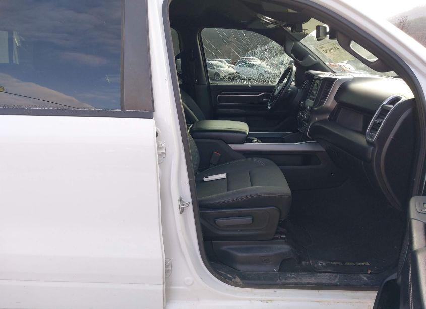 Photo 5 of 2019 Ram 1500 BIG HORN/LONE STAR 4X4 5'7 BOX (VIN 1C6SRFFT5KN669249)