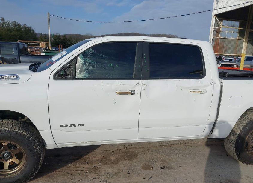 Photo 6 of 2019 Ram 1500 BIG HORN/LONE STAR 4X4 5'7 BOX (VIN 1C6SRFFT5KN669249)