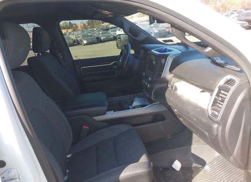 Photo 5 of 2019 Ram 1500 BIG HORN/LONE STAR 4X4 5'7 BOX (VIN 1C6SRFFT5KN857740)