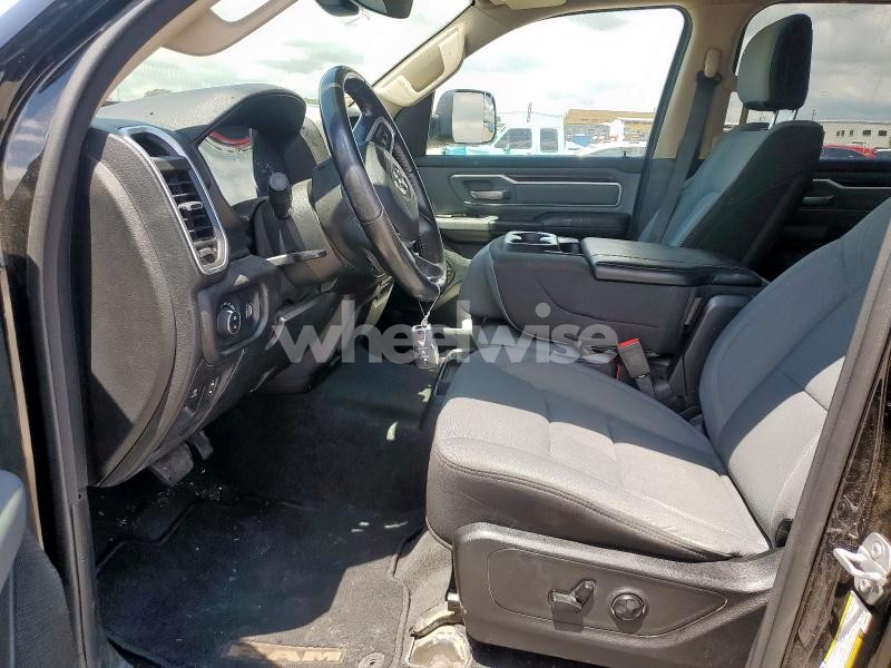 Photo 9 of 2020 RAM 1500 BIG HORN/LONE STAR (VIN 1C6SRFFT5LN382561)