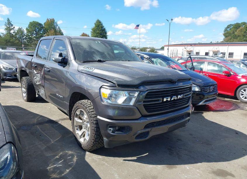 2021 Ram 1500 BIG HORN 4X4 5'7 BOX (VIN 1C6SRFFT5MN615663) main photo