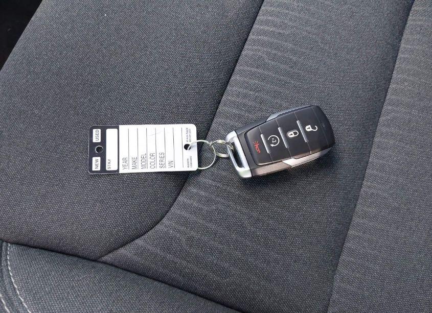 Photo 11 of 2021 Ram 1500 BIG HORN 4X4 5'7 BOX (VIN 1C6SRFFT5MN615663)