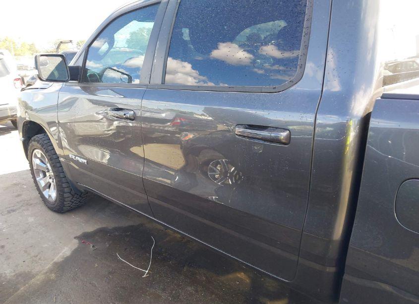 Photo 14 of 2021 Ram 1500 BIG HORN 4X4 5'7 BOX (VIN 1C6SRFFT5MN615663)