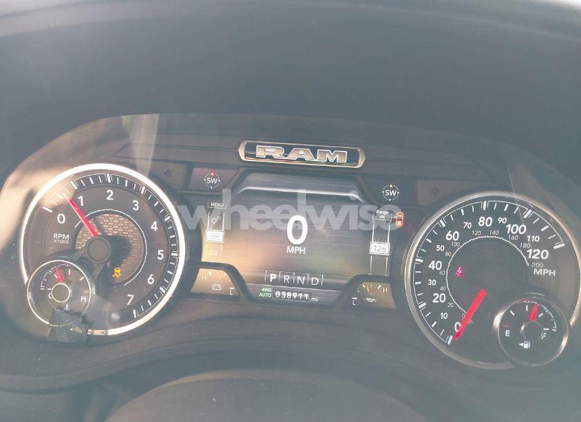 Photo 7 of 2021 Ram 1500 BIG HORN 4X4 5'7 BOX (VIN 1C6SRFFT5MN637176)