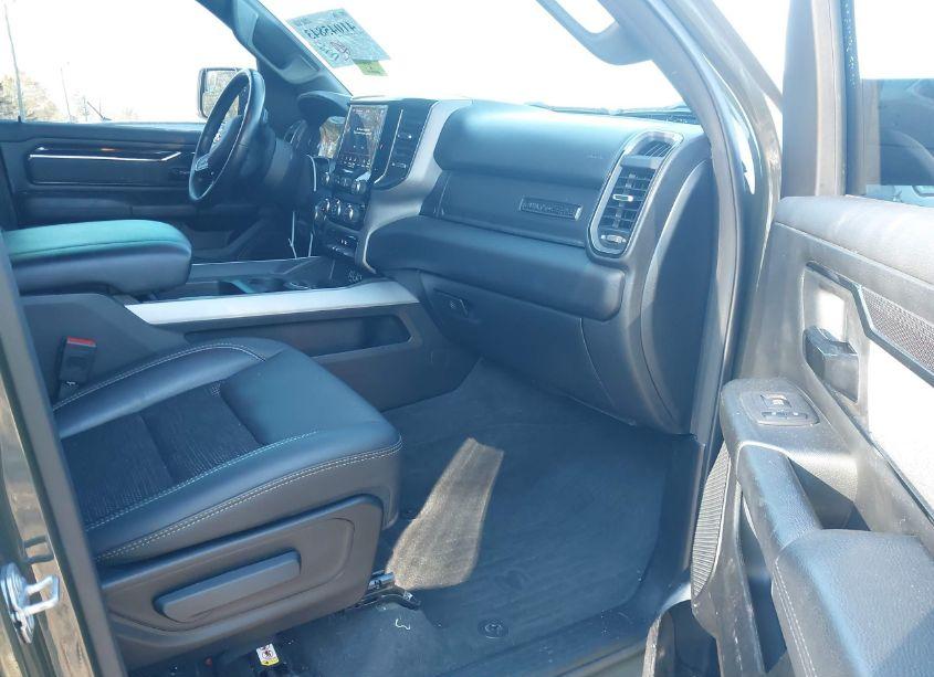 Photo 5 of 2021 Ram 1500 BIG HORN 4X4 5'7 BOX (VIN 1C6SRFFT5MN669366)