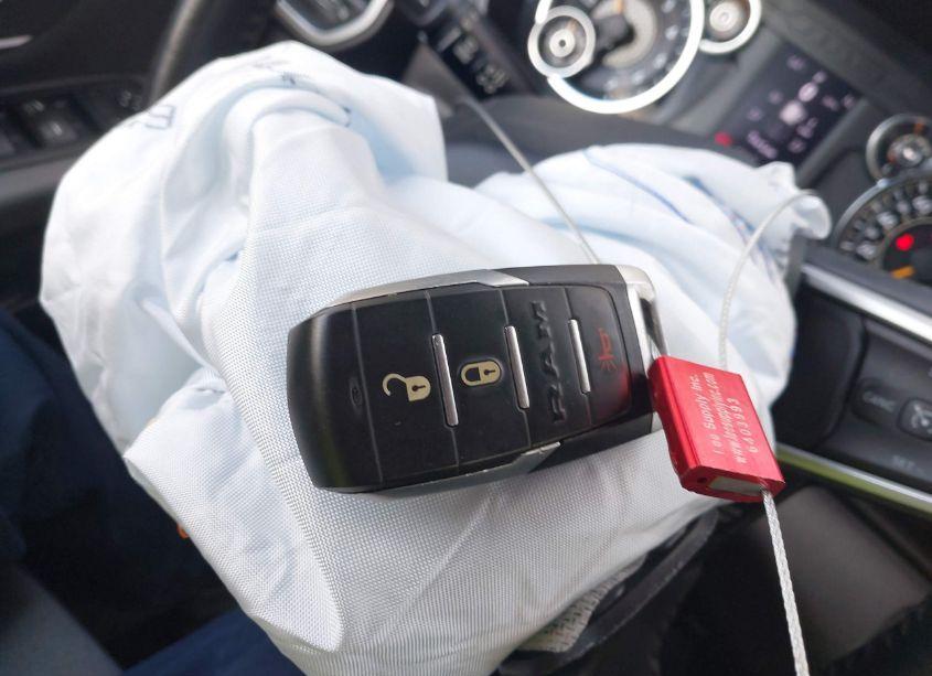 Photo 11 of 2022 Ram 1500 BIG HORN 4X4 5'7 BOX (VIN 1C6SRFFT5NN352706)