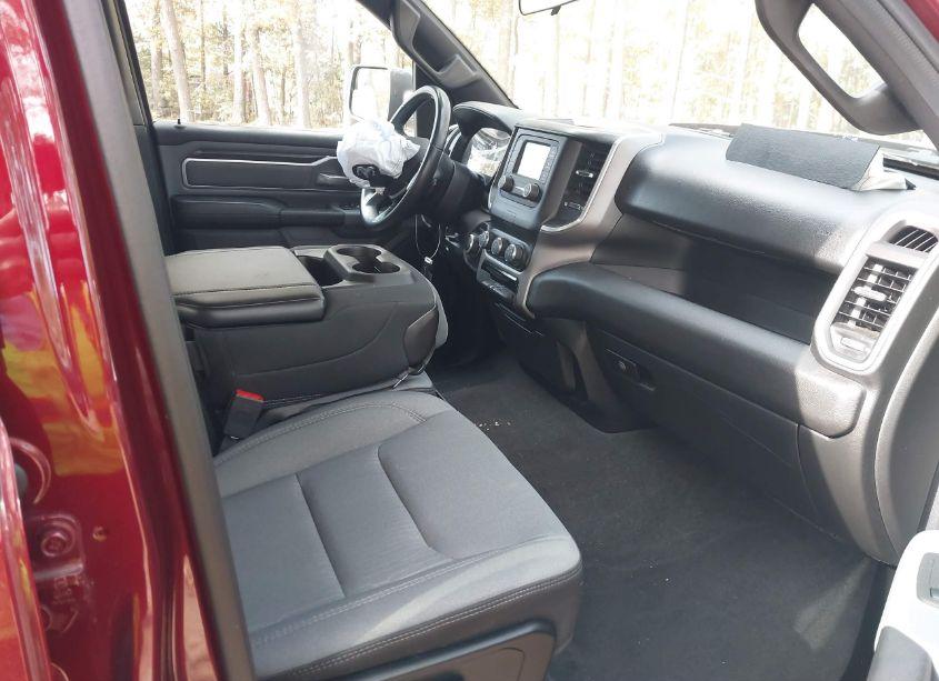 Photo 5 of 2022 Ram 1500 BIG HORN 4X4 5'7 BOX (VIN 1C6SRFFT5NN352706)