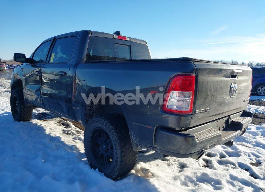 Photo 3 of 2019 Ram 1500 BIG HORN/LONE STAR 4X4 5'7 BOX (VIN 1C6SRFFT6KN704526)