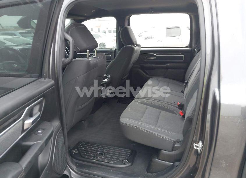 Photo 8 of 2019 Ram 1500 BIG HORN/LONE STAR 4X4 5'7 BOX (VIN 1C6SRFFT6KN718104)