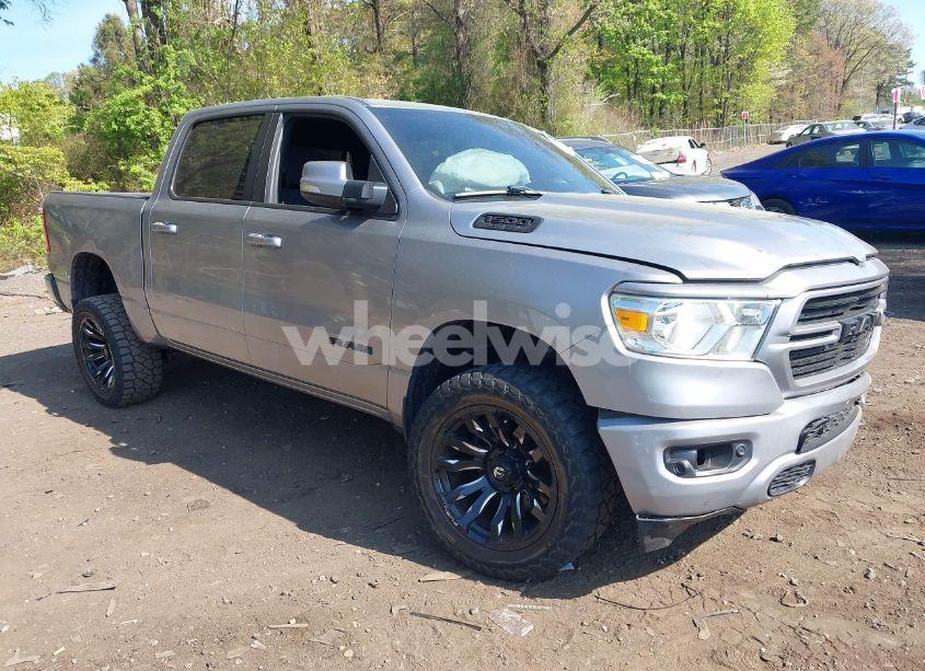 2019 Ram 1500 BIG HORN/LONE STAR 4X4 5'7 BOX (VIN 1C6SRFFT6KN733556) main photo