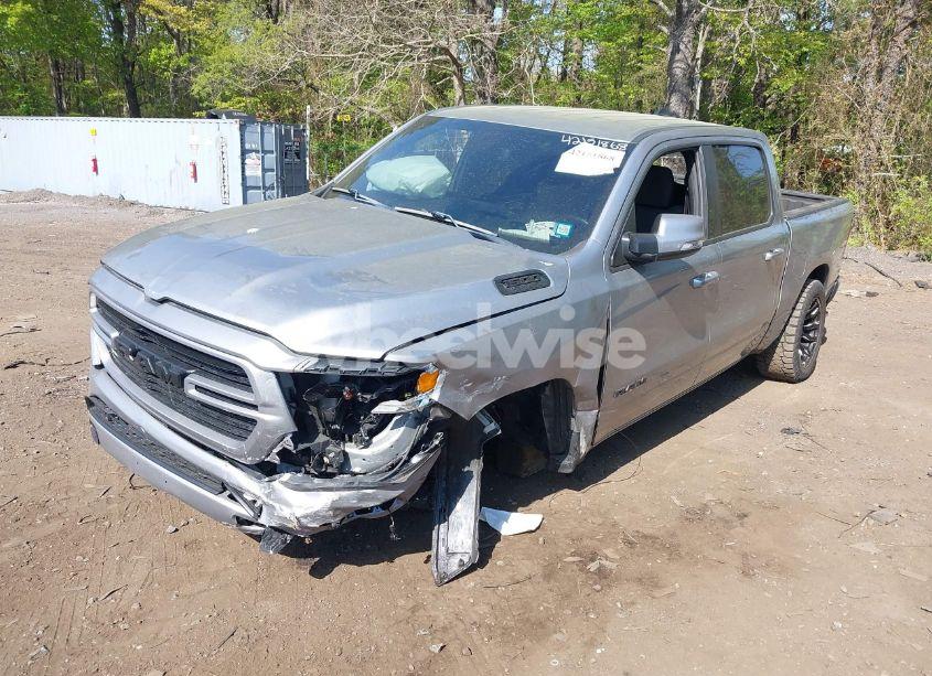 Photo 2 of 2019 Ram 1500 BIG HORN/LONE STAR 4X4 5'7 BOX (VIN 1C6SRFFT6KN733556)