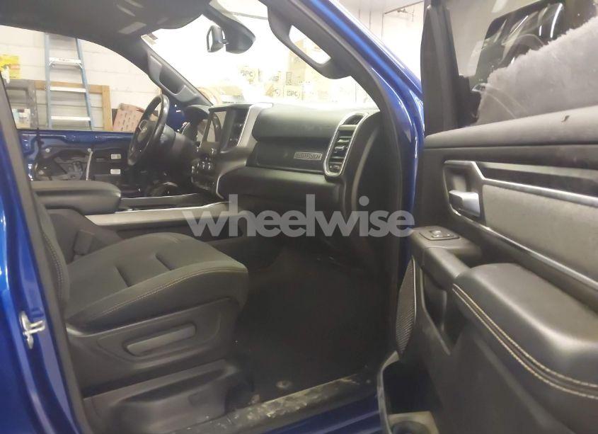 Photo 5 of 2019 Ram 1500 BIG HORN/LONE STAR 4X4 5'7 BOX (VIN 1C6SRFFT6KN750387)