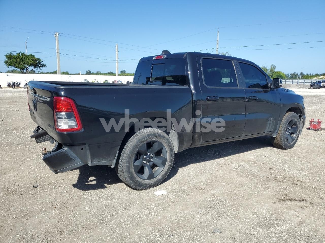 Photo 3 of 2019 RAM 1500 BIG HORN/LONE STAR (VIN 1C6SRFFT6KN880394)