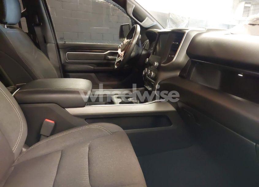 Photo 5 of 2019 Ram 1500 BIG HORN/LONE STAR 4X4 5'7 BOX (VIN 1C6SRFFT6KN890780)