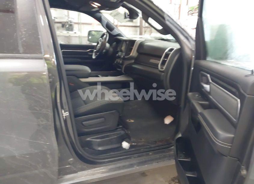 Photo 5 of 2020 Ram 1500 BIG HORN 4X4 5'7 BOX (VIN 1C6SRFFT6LN103179)