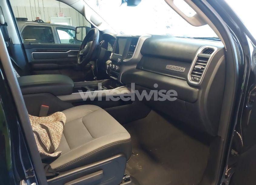 Photo 5 of 2020 Ram 1500 BIG HORN 4X4 5'7 BOX (VIN 1C6SRFFT6LN133234)