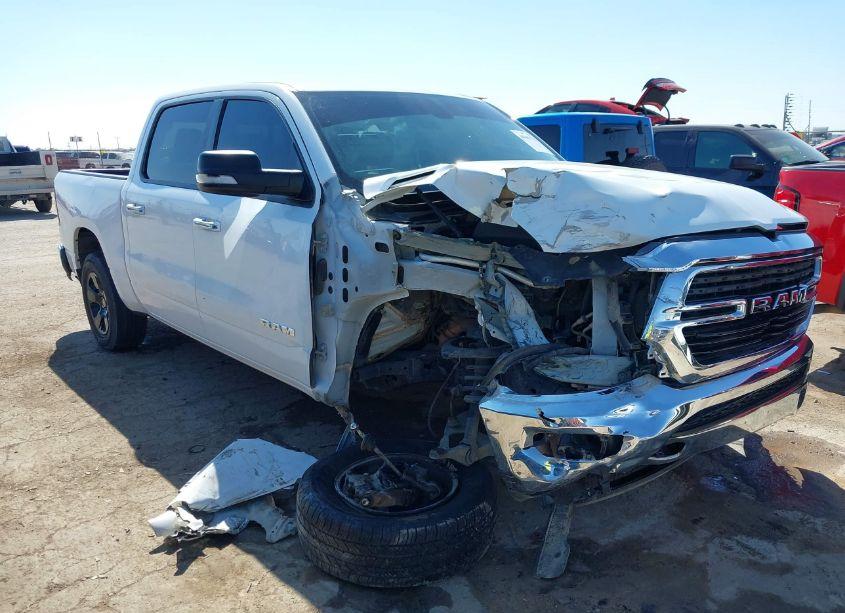 2020 Ram 1500 BIG HORN 4X4 5'7 BOX (VIN 1C6SRFFT6LN170400) main photo