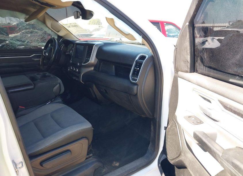 Photo 5 of 2020 Ram 1500 BIG HORN 4X4 5'7 BOX (VIN 1C6SRFFT6LN170400)