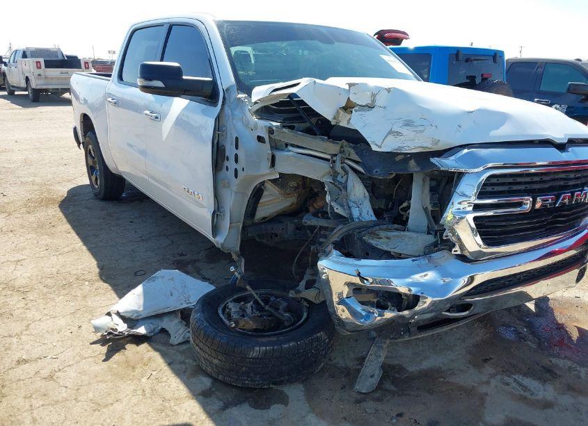 Photo 6 of 2020 Ram 1500 BIG HORN 4X4 5'7 BOX (VIN 1C6SRFFT6LN170400)