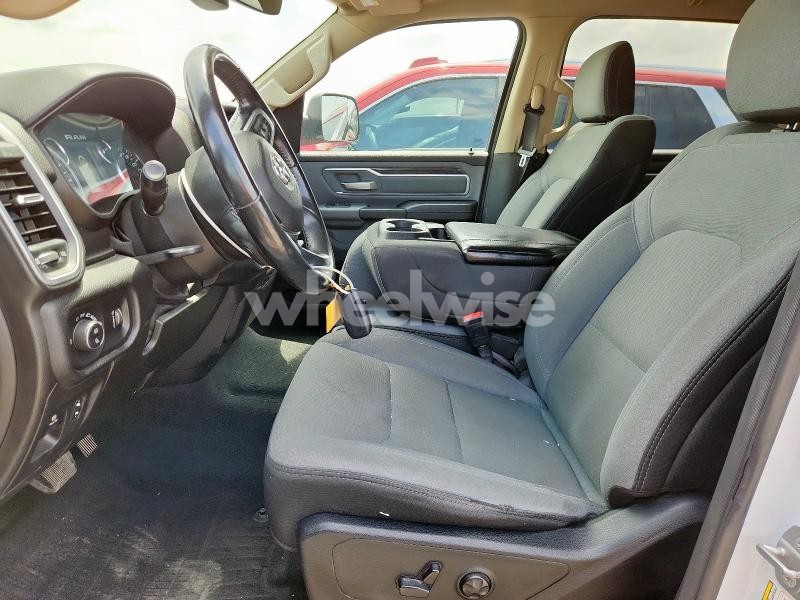 Photo 6 of 2020 RAM 1500 BIG HORN/LONE STAR (VIN 1C6SRFFT6LN199296)