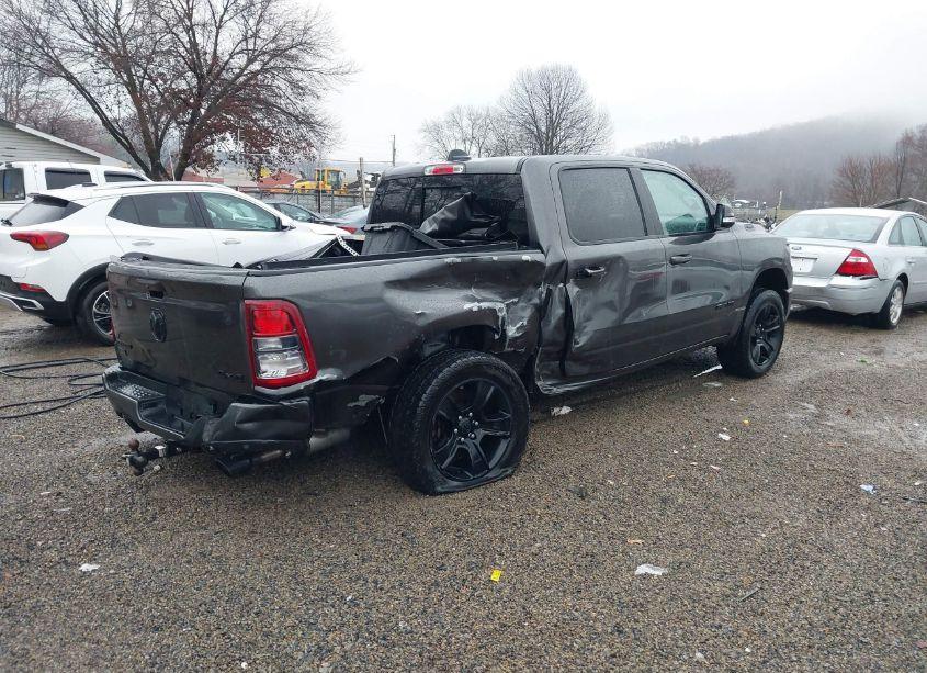 Photo 4 of 2020 Ram 1500 BIG HORN 4X4 5'7 BOX (VIN 1C6SRFFT6LN301339)