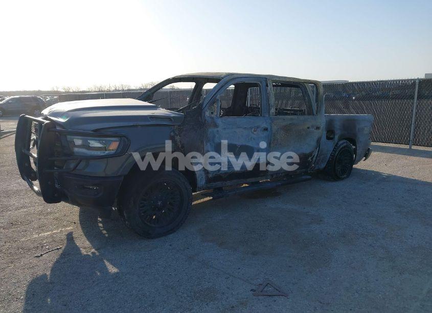 Photo 2 of 2020 Ram 1500 BIG HORN 4X4 5'7 BOX (VIN 1C6SRFFT6LN383461)