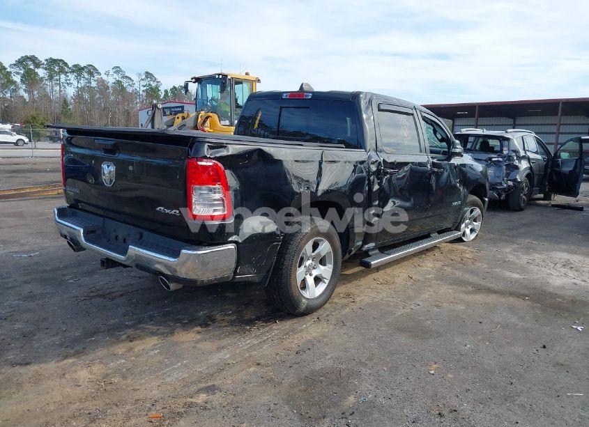 Photo 4 of 2021 Ram 1500 (VIN 1C6SRFFT6MN517144)