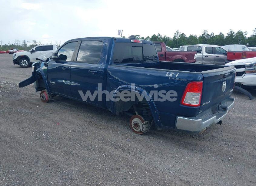 Photo 3 of 2022 Ram 1500 BIG HORN 4X4 5'7 BOX (VIN 1C6SRFFT6NN331072)