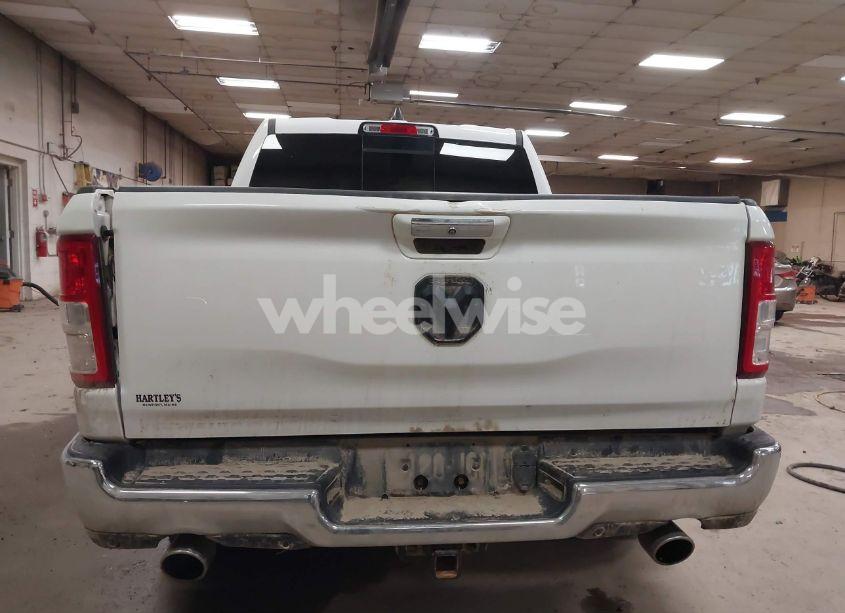 Photo 16 of 2019 Ram 1500 (VIN 1C6SRFFT7KN645776)