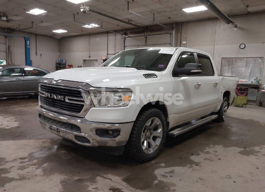 Photo 2 of 2019 Ram 1500 (VIN 1C6SRFFT7KN645776)