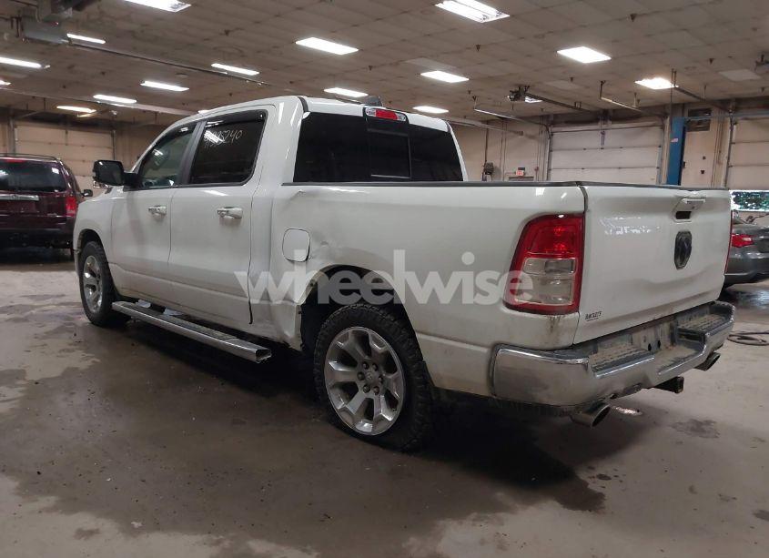 Photo 6 of 2019 Ram 1500 (VIN 1C6SRFFT7KN645776)