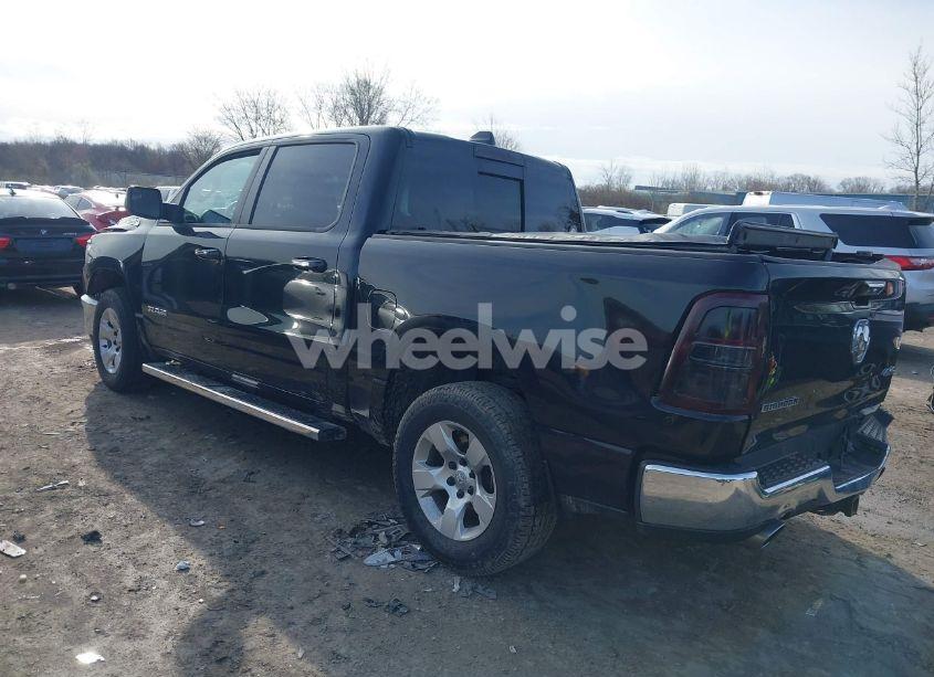 Photo 3 of 2019 Ram 1500 BIG HORN/LONE STAR 4X4 5'7 BOX (VIN 1C6SRFFT7KN658334)